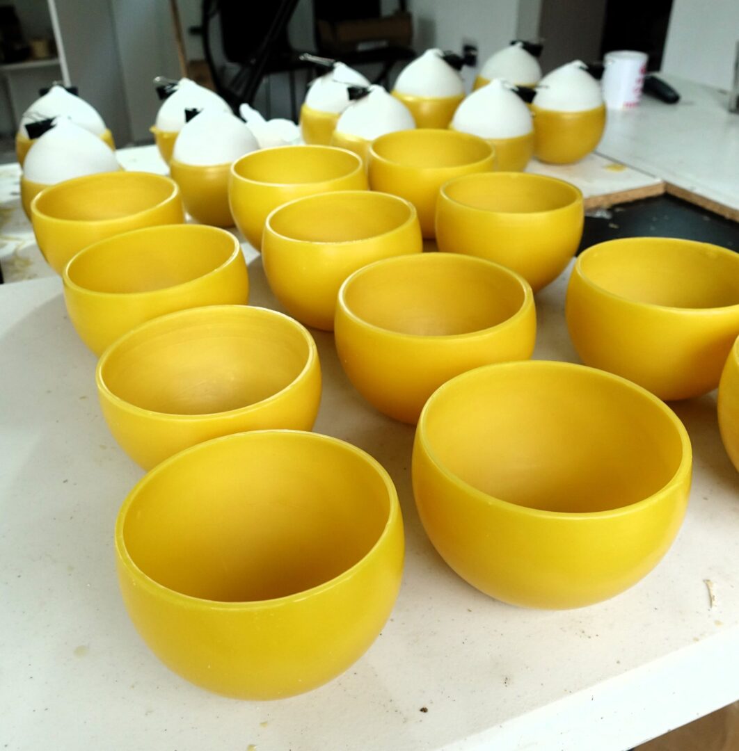 beeswax luminarie and candle gift set image 3