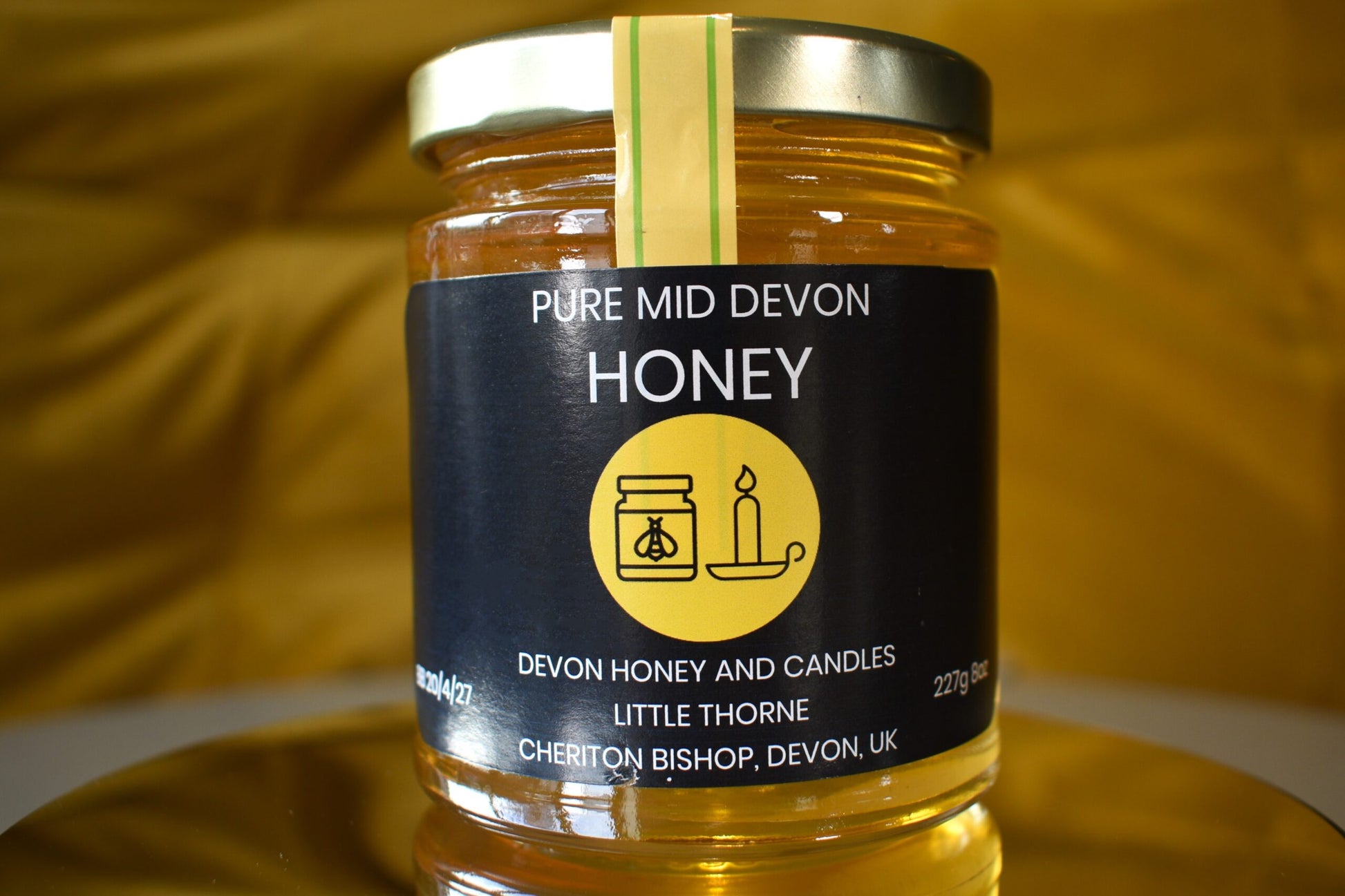 Heart candle and honey gift set image 2